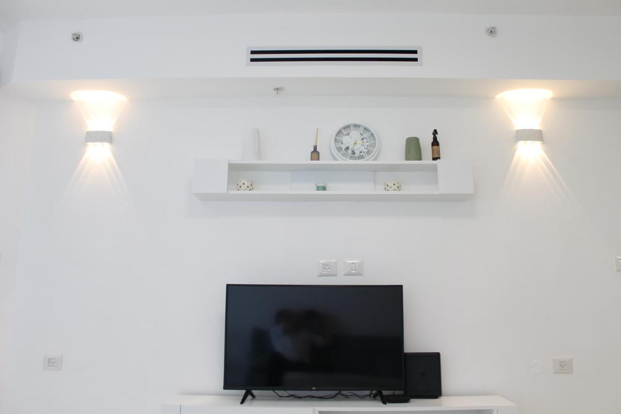 Beach Suite Israel- Best View, Gym, Massage Chair, Low Fee For Off-Site Indoor Pool Spa ביץ סוייט ישראל- נוף ים מאלף, כיסא מסאז, חדר כושר, אפשרות לבריכה מקורה, וספא בתשלום ממש מוזל Ashkelon Esterno foto